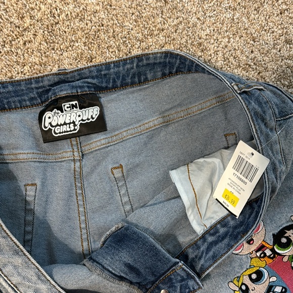 Powerpuff girls denim shorts US18 NWT - Picture 3 of 4